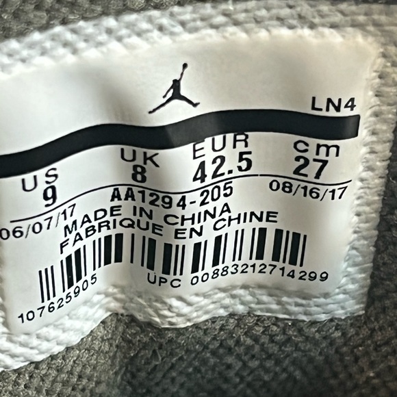 Jordan Generation 23 Medium Olive Size 9 - Picture 2 of 14